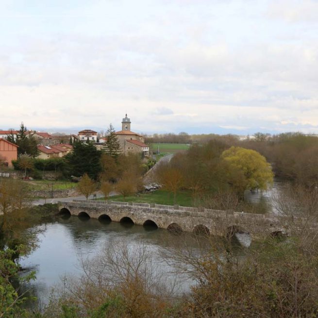 Trespuentesko ikuspegi panoramikoa zubi erromatarrarekin