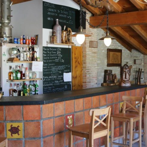 Barra de Taberna Badaia en Iruña de Oca