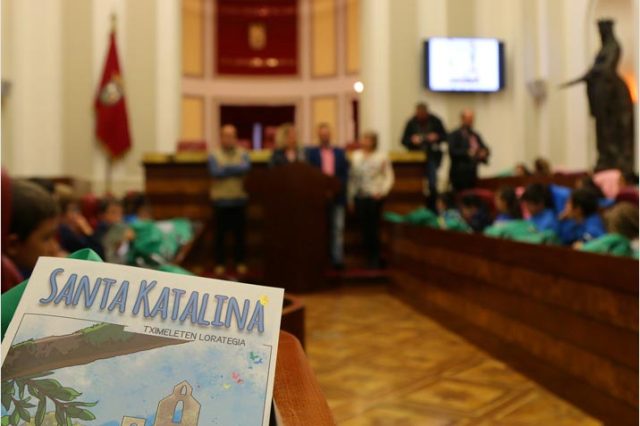 Presentación del cómic infantil “Santa Catalina. El Jardín de las Mariposas"